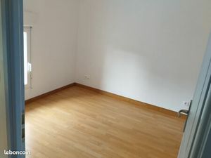 Loue maison avec garage