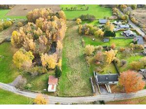 Très beau terrain à bâtir d'environ 40 ares !