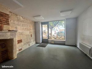 Immeuble 279 m² Montpon Menesterol