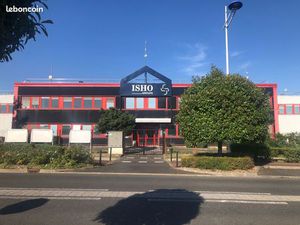 Bureaux de 251 m2-ZI DOMONT