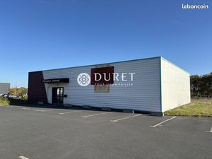Local 300 m² Montaigu-Vendée