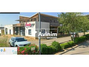 Local 410 m² Beaucaire