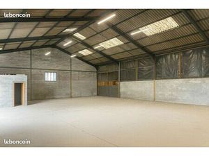 Local Stockage Entrepôt