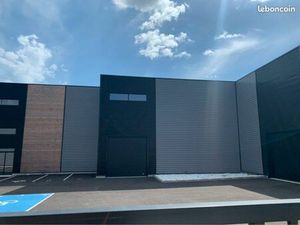 Local a louer 200m2 zone eurocentre