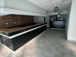 ? Local commercial 90 m² refait à neuf – Beaumont centre commercial