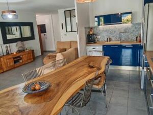 T4 de 84m2 belle terrasse et double box