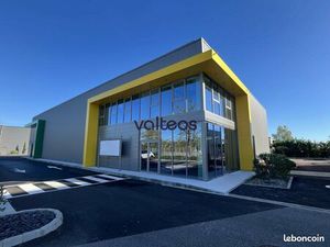 Local d'activité 550 m²