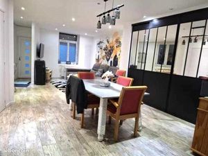 Maison semi-mitoyenne rénovée – 3 chambres – Jardin – Saint-Saulve