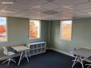 Location bureau Work & Co pour 4 – 25 m²