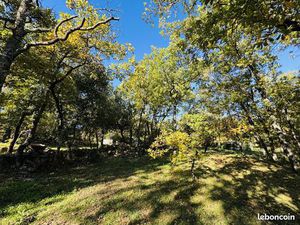 Terrain 1086 m² La Roque-sur-Pernes