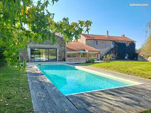 Ferme 6 pièces 244 m²