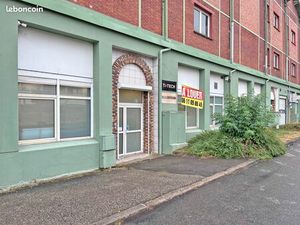 Dépot commercial + bureaux 1090m2 (3500/mois)