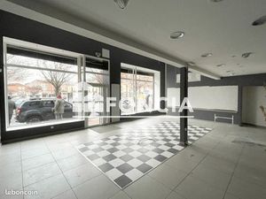 Local hôtel 138 m²