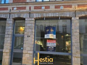Local 97 m² Douai