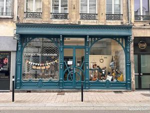 Local commercial 70 m2 Hyper Centre