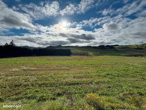 Terrain 700 m² YSSINGEAUX