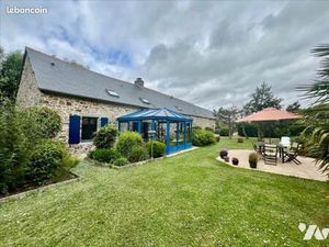 Maison 7 pièces 214 m²