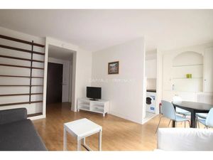Location meublée appartement 2 pièces 41 m² à Neuilly-sur-Seine (92200)  1 750 €
