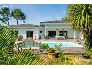 Maison 9 pièces 215 m²