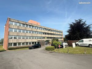 Bureaux à louer NEUVILLE EN FERRAIN A22 directement accessible