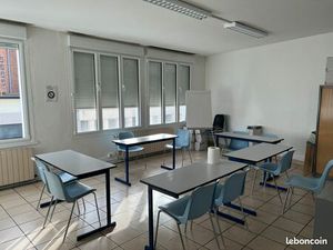 Bureaux 200 m² – Centre-ville Valenciennes – Tram à 2 min – 450 /étage + charges