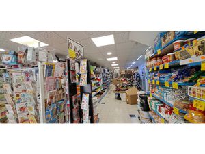 Opportunité d'Investissement Idéale ! Murs commerciaux avec