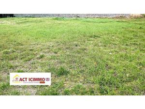 Cintegabelle  Beau terrain bien plat constructible de 700 m²