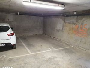 Place de parking à louer