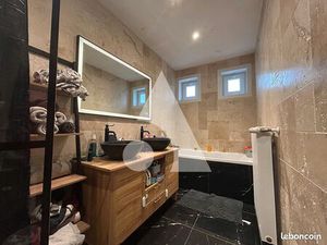 Maison 5 pièces 177 m²