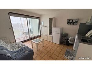 Studio 1 pièce 21 m²