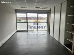 Bureaux 90 m²