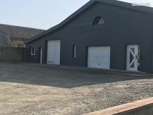 Bâtiment commercial ou artisanal