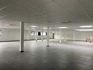 Prachtige winkel/ kantoorruimtes langs N70 te Lochristi