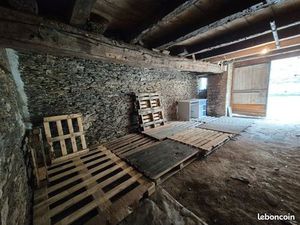 Box de stockage / garage / garde meuble