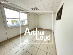Bureaux 217 m²
