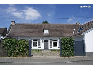 Coup de coeur pour cette fermette  entièrement rénovée  en plein cœur de Sailly