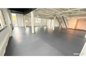 À louer : bureaux 235 m² à Wasquehal