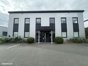 Bureaux 616 m²