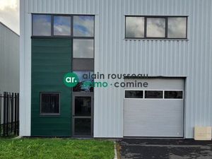 Local 274 m² La Chapelle-sur-Erdre