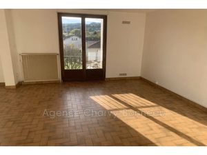 Location appartement 2 pièces 62 m² à Saint-Girons (09200)  472 €