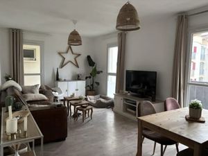 Location appartement 3 pièces 70 m² à Tarascon (13150)  780 €