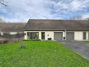 Charmante maison rénovée  2 chambres avec jardin - Hotton