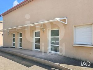 Location locaux professionnels 52 m² à Marguerittes (30320)  760 €