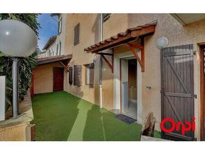 Appartement La Tour-du-Pin m² T-3 à vendre  180 000 €