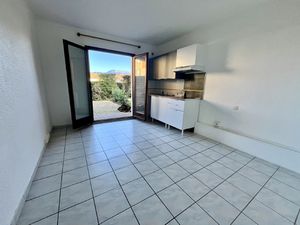 STUDIO EN REZ DE JARDIN EPAGNY