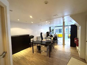 Location locaux professionnels 60 m² à Amboise (37400)  NaN €