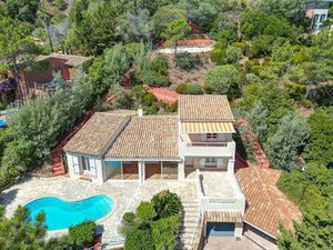 Vente maison 4 pièces  120.00m²  Théoule