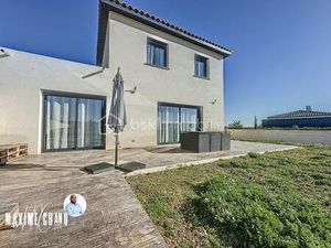 Maison de 100 m² à Adissan