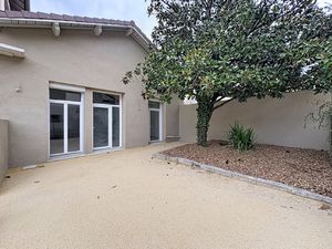 À Vendre Maison de plain-pied rénovée (2025) 132 71 m2