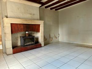 Maison à vendre 5 pièces VIVY (49) - 3 chambres - veranda - jardin - beau potentiel à déve